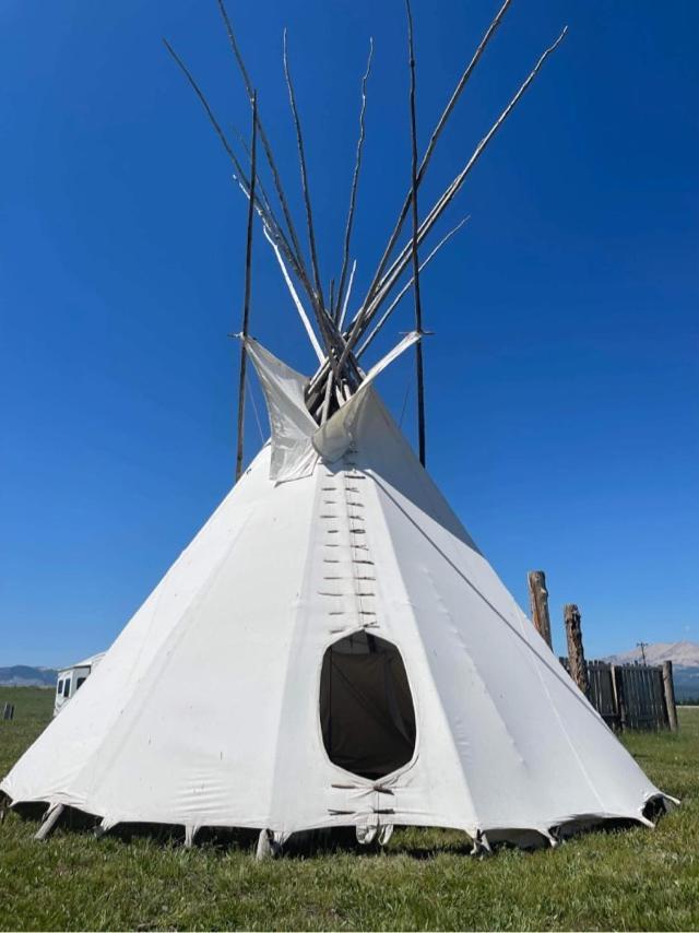 Pensjonat Montana Old West Cabins Babb Zewnętrze zdjęcie